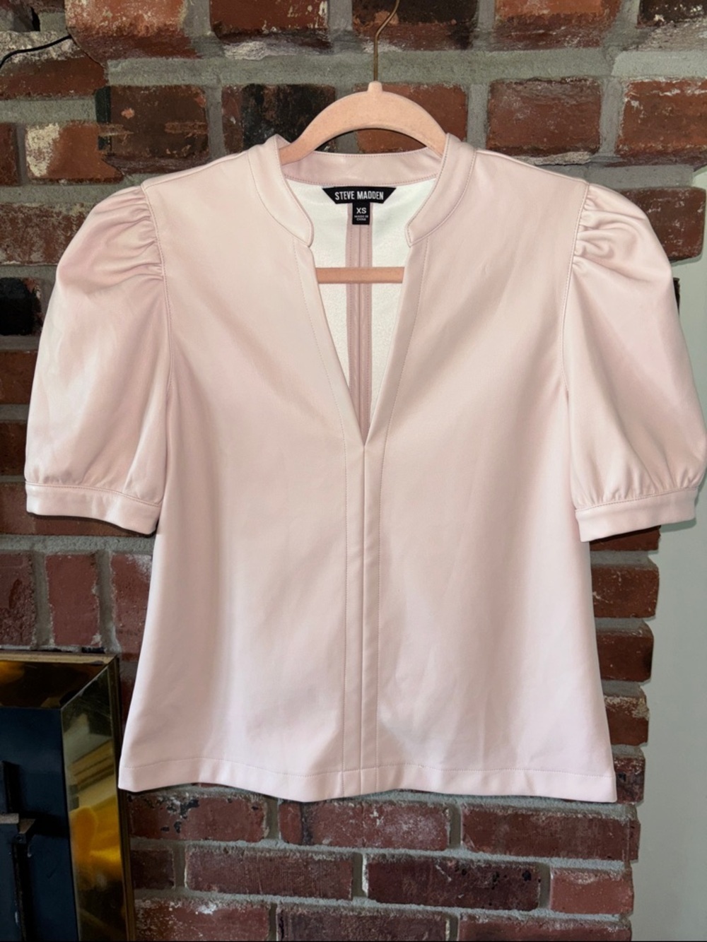 Steve Madden Faux Leather Puff Sleeve V-Notch Blouse -Soft Pink Women’s Size XS